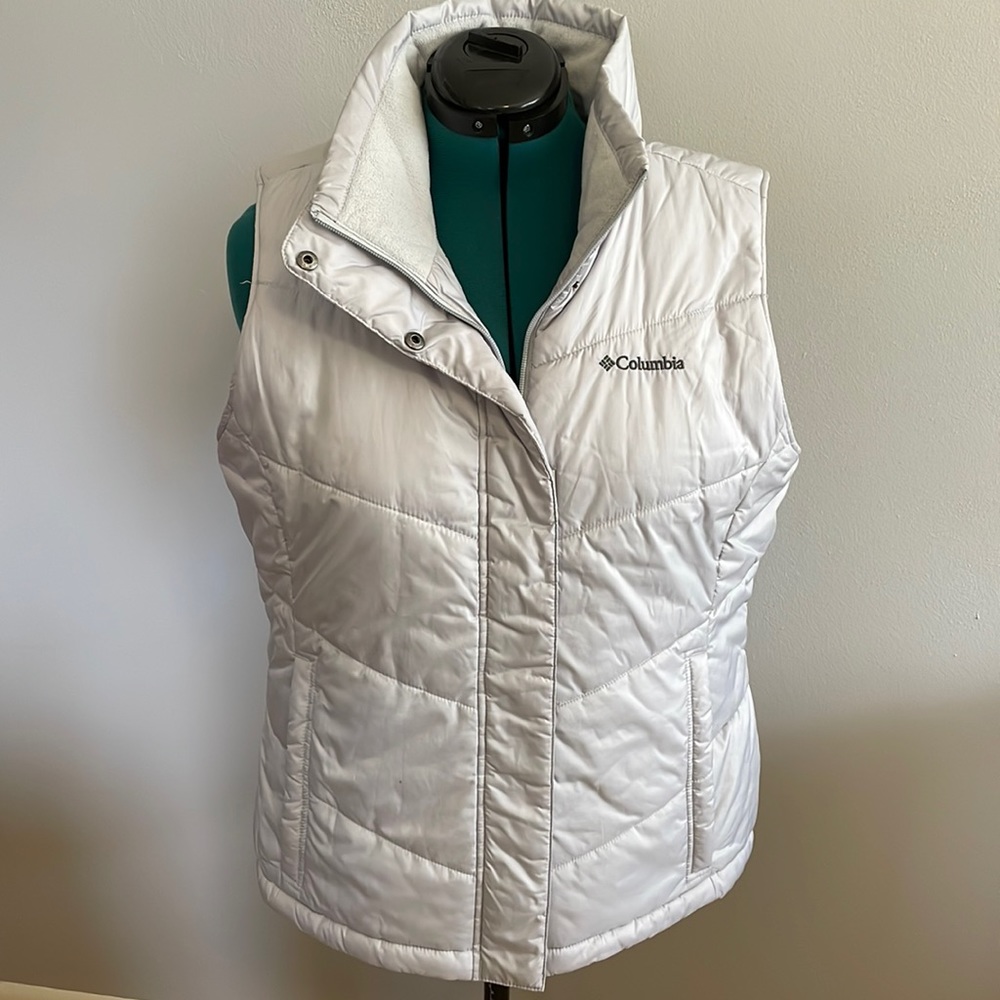 Columbia vest